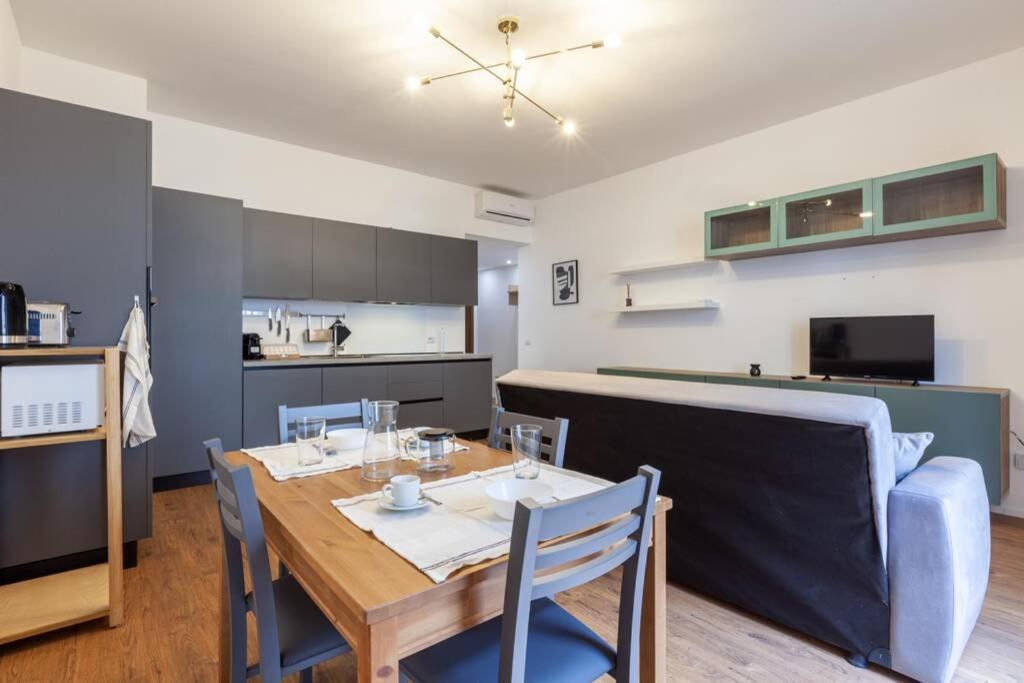 Lazzi - A.C. - Wi-Fi - Flexyrent Apartment Milaan Buitenkant foto