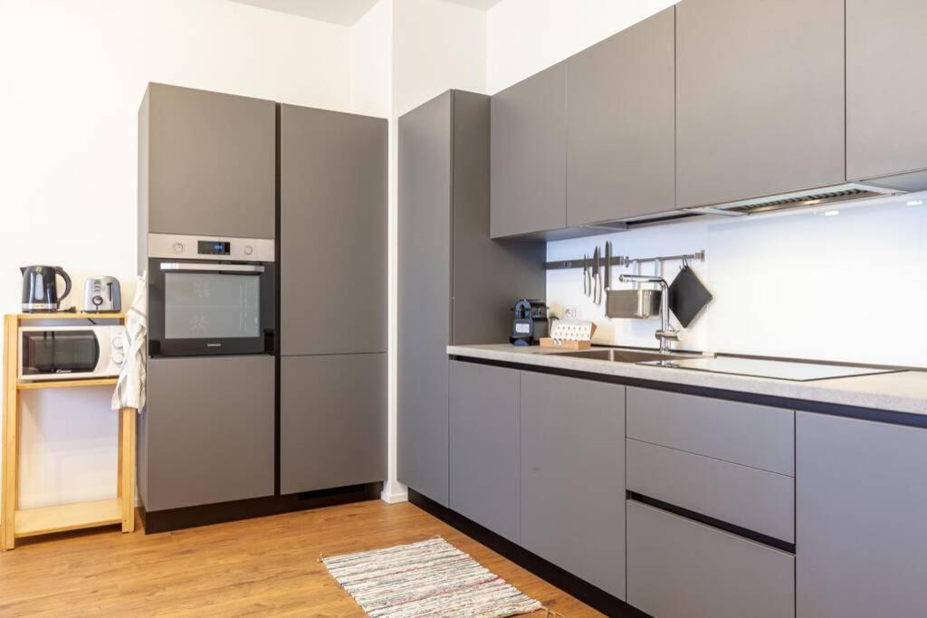 Lazzi - A.C. - Wi-Fi - Flexyrent Apartment Milaan Buitenkant foto