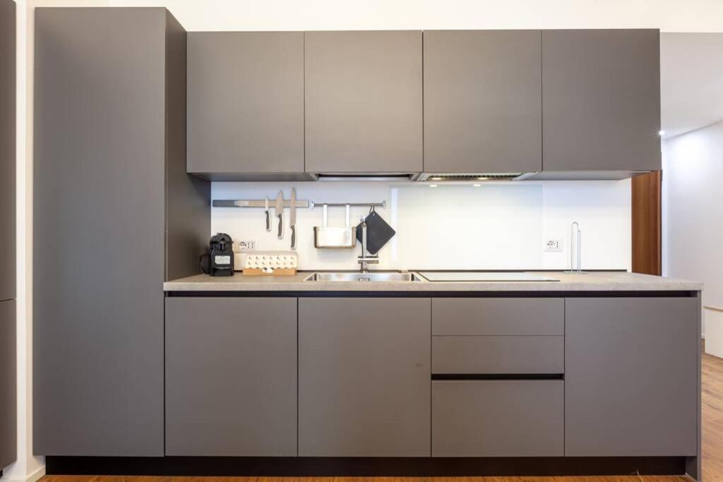 Lazzi - A.C. - Wi-Fi - Flexyrent Apartment Milaan Buitenkant foto